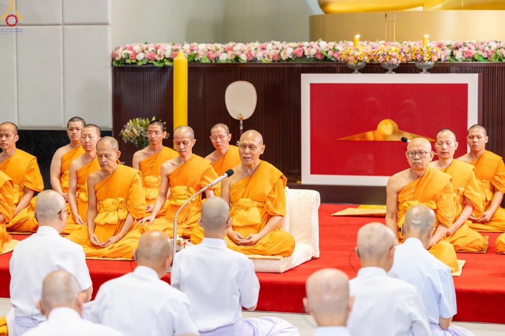 ภาพ No.338825:วันที่ 11 กรกฎาคม พศ.2569 พิธีบรรพชาอุปสมบท โครงการอุปสมบทหมู่ธรรมทายาทนานาชาติ  IDOP รุ่นที่ 21 (ภาษาจีน)  จากประเทศจีน มาเลเซีย สิงคโปร์ และไต้หวัน , โครงการบรรพชาสามเณรโรงเรียนนานาชาติ รุ่นที่ 15