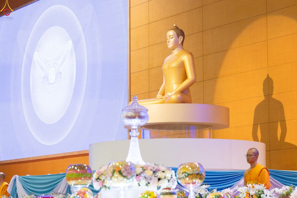 ภาพ No.328004:วันอาทิตย์ต้นเดือนที่ 3 พฤษภาคม พ.ศ.2569 พิธีบูชาข้าวพระ ณ วัดพระธรรมกาย