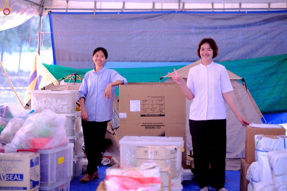 ภาพ No.306771:ภาพเบื้องหลังอาสาสมัครรวมใจ ชุดที่ 5 ในโครงการธรรมยาตรา กตัญญูบูชา มหาปูชนียาจารย์ พระมงคลเทพมุนี(สด จนฺทสโร) พระผู้ปราบมาร อนุสรณ์สถาน 7 แห่ง ปีที่ 14