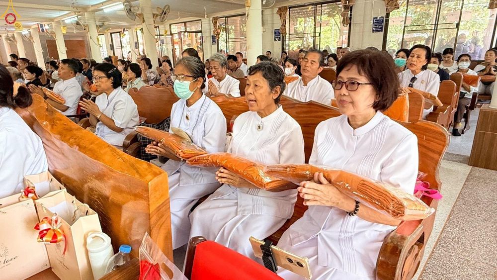 ภาพ No.282887:วันที่ 26 ตุลาคม พ.ศ.2568 พิธีทอดกฐินสามัคคีทั่วไทย 30,000 วัด  โดยคณะศิษยานุศิษย์ บูชาธรรม 81 ปี  หลวงพ่อธัมมชโย ณ วัดอัมพวนาราม อำเภอบ้านโป่ง จ. สระบุรี