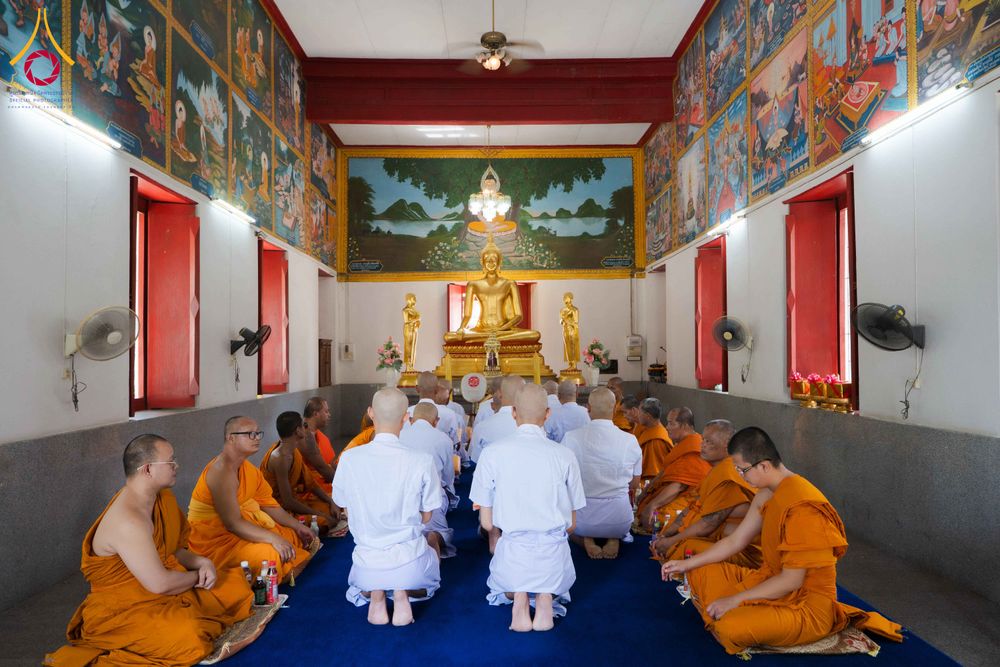ภาพ No.341352:วันอาทิตย์ที่ 26 กรกฎาคม พ.ศ. 2569 ​โครงการอุปสมบทหมู่บูชาธรรมมหาปูชนียาจารย์ รุ่นที่ ๑ วัดกลางธนรินทร์ ต.บ้านแป้ง อ.พรหมบุรี จ.สิงห์บุรี