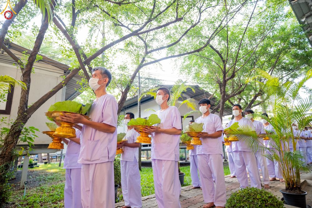ภาพ No.78607:พิธีตัดปอยผมและปลงผมนาคธรรมทายาท  โครงการบรรพชาและอุปสมบทหมู่ วันคุ้มครองโลก วันที่ 26 มีนาคม พ.ศ.2566 ณ หมู่บ้านบรรลุธรรม วัดพระธรรมกาย