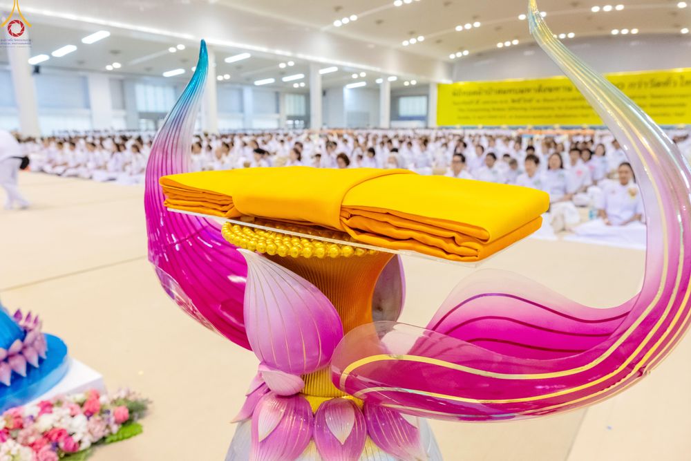 ภาพ No.318589:วันอาทิตย์ต้นเดือนที่ 5 เมษายน พ.ศ.2569 พิธีทอดผ้าป่าสมทบมหาสังฆทาน 40,000 กว่าวัดทั่วประเทศ ณ สภาธรรมกายสากล วัดพระธรรมกาย