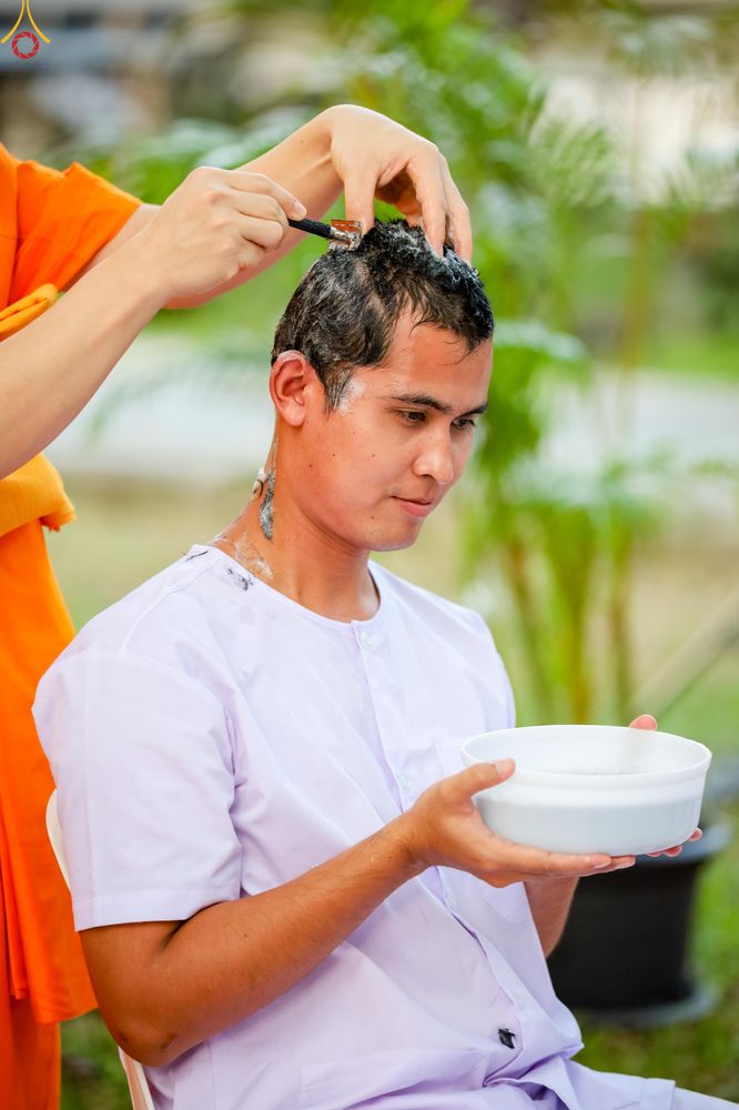 ภาพ No.319825:วันอาทิตย์ที่ 5 เมษายน พ.ศ.2569 พิธีตัดปอยผม และปลงผมนาคธรรมทายาท โครงการบรรพชาและอุปสมบทหมู่ รุ่นบูชาธรรม 82 ปี หลวงพ่อธัมมชโย