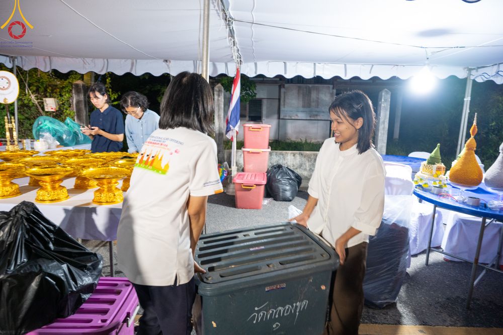 ภาพ No.341122:วันที่ 27 กรกฎาคม พ.ศ. 2569 พิธีตักบาตรพระ 1,000 รูป เมืองพัทลุง  ณ ถนนราเมศวร์ อ.เมือง จ.พัทลุง