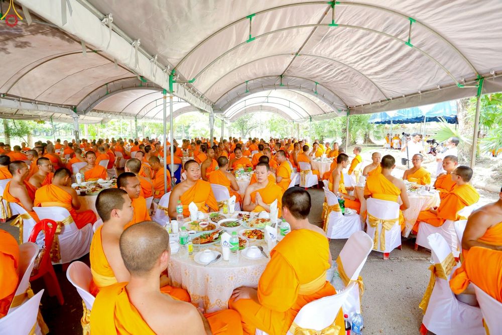 ภาพ No.249326:วันที่ 20 กันยายน พ.ศ. 2568 พิธีประดิษฐานรูปหล่อหลวงปู่วัดปากน้ำ ภาษีเจริญ ณ วิหารพระมงคลเทพมุนี (สด จนฺทสโร) ศูนย์ปฏิบัติธรรมภูเก็ต จ.ภูเก็ต