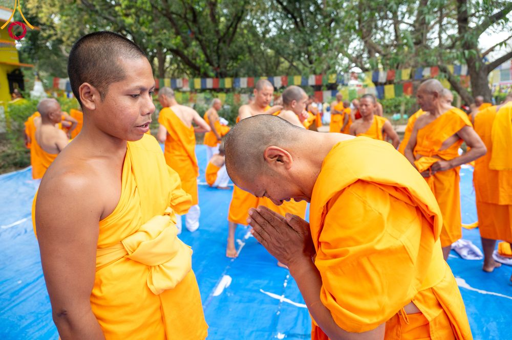 ภาพ No.314138:วันจันทร์ที่ 16 มีนาคม พ.ศ. 2569 พิธีเวียนเทียนประทักษิณ และพิธีบรรพชาสามเณร 500 รูป ณ วิหารมายาเทวี ประเทศเนปาล