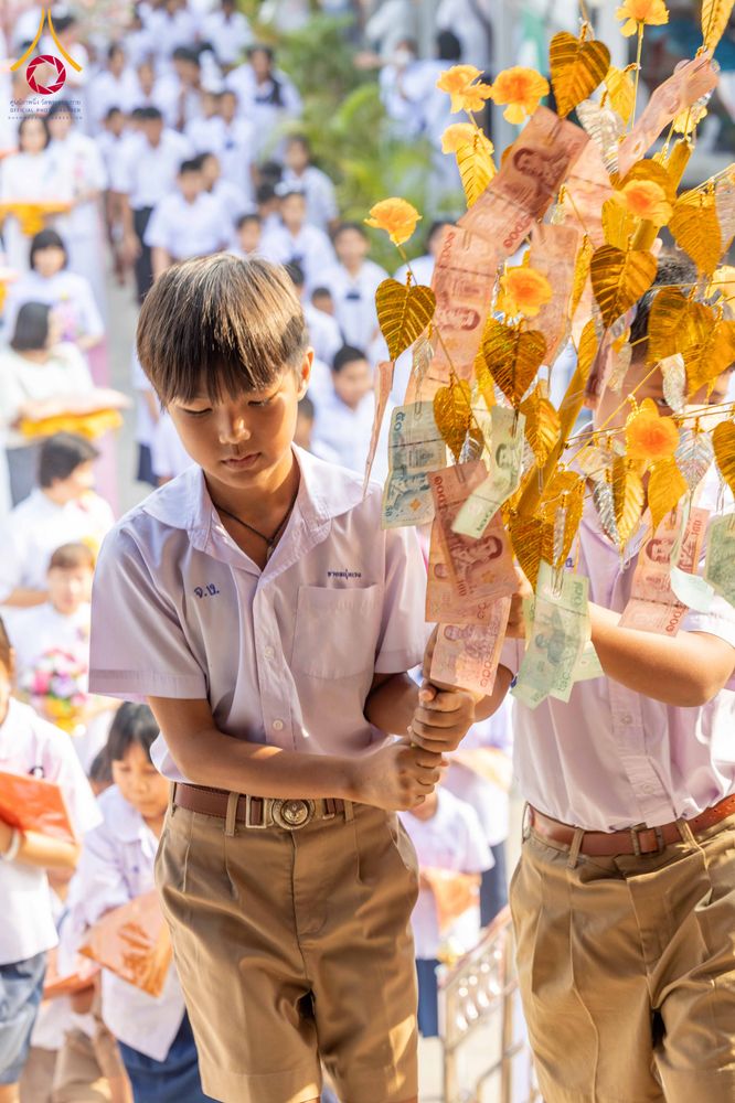 ภาพ No.298783:วันที่ 20 มกราคม พ.ศ. 2569 พิธีทอดผ้าป่าทำนุบำรุงศาสนสถาน ณ วัดลำพญา อ.บางเลน จ.นครปฐม ในโครงการธรรมยาตรา กตัญญูบูชา มหาปูชนียาจารย์ พระมงคลเทพมุนี(สด จนฺทสโร) พระผู้ปราบมาร อนุสรณ์สถาน 7 แห่ง ปีที่ 14