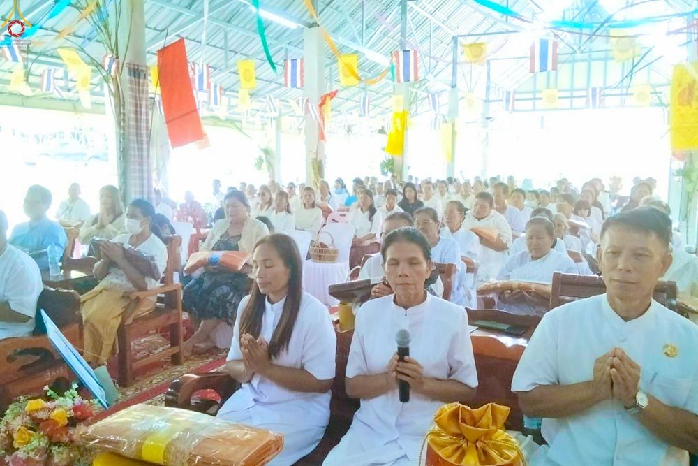 ภาพ No.281944:วันที่ 25 ตุลาคม พ.ศ. 2568 พิธีทอดกฐินสามัคคีทั่วไทย 30,000 วัด  โดยคณะศิษยานุศิษย์ บูชาธรรม 81 ปี  หลวงพ่อธัมมชโย ณ วัดหนองบอน ต.โนนดินแดง อ.โนนดินแดง จ.บุรีรัมย์