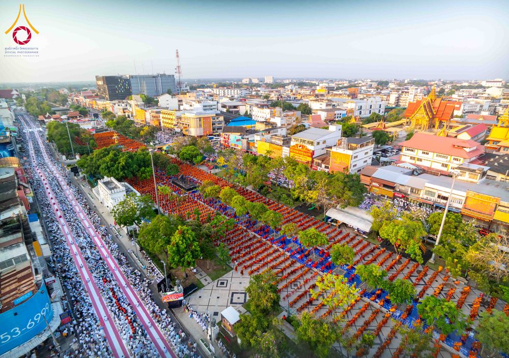 ภาพ No.312944:วันอาทิตย์ที่ 8 มีนาคม พ.ศ.2569 ทำบุญเมืองนครราชสีมา 558 ปี ตักบาตรพระ 10,000 รูป (ภาพชุดที่ 2)