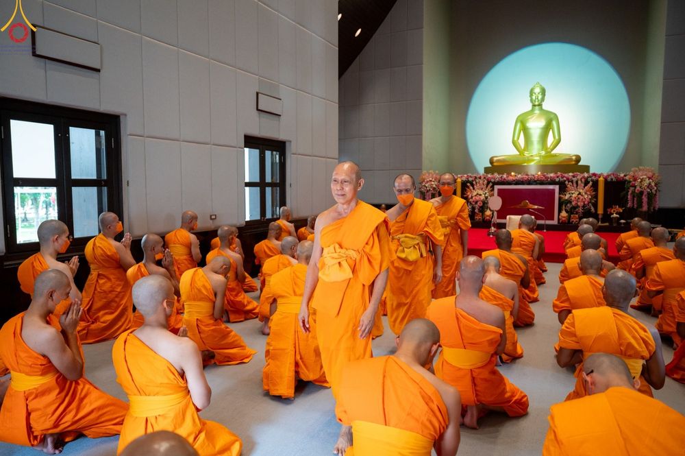 ภาพ No.84264:พิธีขอบรรพชา , พิธีขอสรณคมน์และศีล ,  พิธีรับบาตร , พิธีอุปสมบท ในโครงการบรรพชาอุปสมบทหมู่ธรรมทายาทรุ่นเข้าพรรษา และโครงการบรรพชาสามเณรโรงเรียนนานาชาติ รุ่นที่ 12 ณ โบสถ์พระไตรปิฎก วัดพระธรรมกาย วันที่ 22 กรกฎาคม พ.ศ. 2566