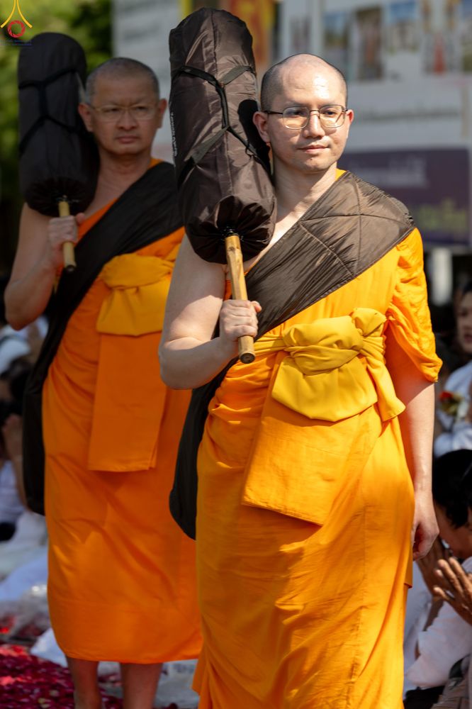 ภาพ No.304760:วันที่ 25 มกราคม พ.ศ. 2569 พิธีต้อนรับพระธรรมยาตรา (ภาพชุดที่ 2) รร.สามัคคีราษฏร์บำรุง-วัดพระธรรมกาย ในโครงการธรรมยาตรา กตัญญูบูชา มหาปูชนียาจารย์ พระมงคลเทพมุนี(สด จนฺทสโร) พระผู้ปราบมาร อนุสรณ์สถาน 7 แห่ง ปีที่ 14