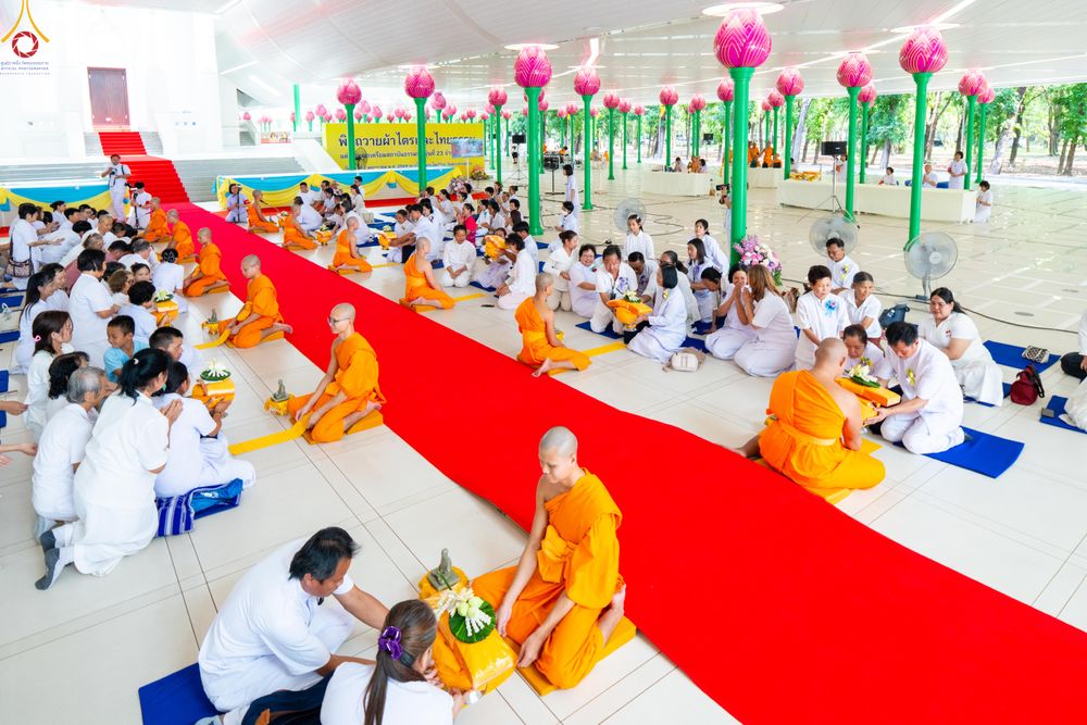 ภาพ No.328457:วันเสาร์ที่ 2 พฤษภาคม พ.ศ.2569 พิธีอุปสมบทสามเณรเตรียม DCI รุ่นที่ 23 ณ อุโบสถพระไตรปิฎก วัดพระธรรมกาย จังหวัดปทุมธานี