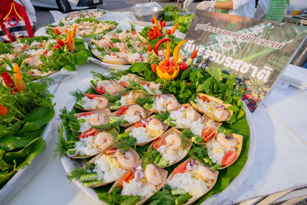 ภาพ No.295596:วันที่ 16 มกราคม พ.ศ. 2569 พิธีถวายภัตตาหารเป็นสังฆทาน แด่พระธรรมยาตรา ณ วัดโบสถ์บน ต.บางคูเวียง จ.นนทบุรี อนุสรณ์สถานลำดับที่ 4 สถานที่เกิดด้วยกายธรรม ในโครงการธรรมยาตรา กตัญญูบูชา มหาปูชนียาจารย์ พระมงคลเทพมุนี(สด จนฺทสโร) พระผู้ปราบมาร อนุสรณ์สถาน 7 แ