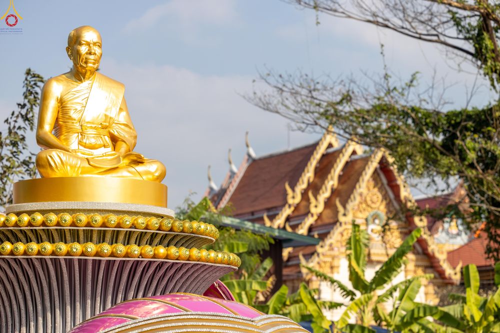 ภาพ No.290416:วันที่ 7 มกราคม พ.ศ. 2569 พิธีต้อนรับพระธรรมยาตรา ณ อนุสรณ์สถานลำดับที่ 2  สถานที่ตั้งมโนปณิธานบวชตลอดชีวิต อนุสรณ์สถานคลองบางนางแท่น (ภาพชุดที่ 2) อ.สามพราน จ.นครปฐม ในโครงการธรรมยาตรา กตัญญูบูชา มหาปูชนียาจารย์ พระมงคลเทพมุนี(สด จนฺทสโร) พระผู้ปราบมาร 