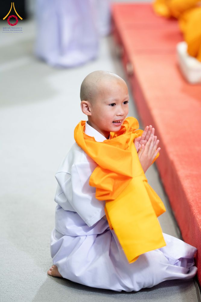 ภาพ No.286604:วันเสาร์ที่ 12 กรกฏาคม พ.ศ.2568 พิธีบรรพชาอุปสมบท  โครงการบรรพชาอุปสมบทหมู่ ธรรมทายาทนานาชาติ(ภาคภาษาจีน), โครงการบรรพชาสามเณร โรงเรียนนานาชาติ รุ่นที 14