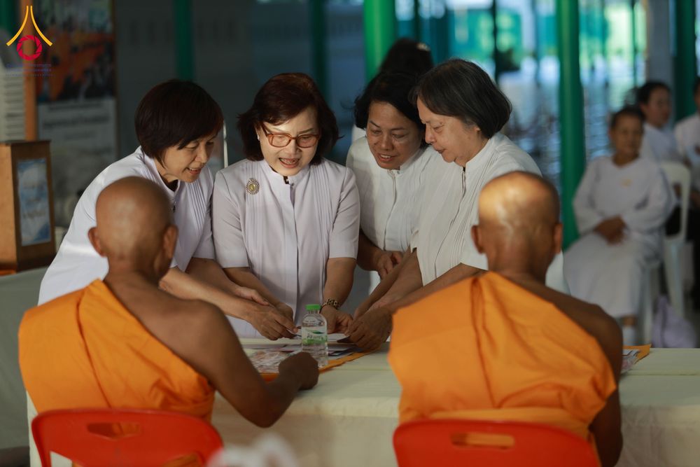 ภาพ No.321504:วันเสาร์ที่ 11 เมษายน พ.ศ.2569 พิธีขอบรรพชา พิธีขอสรณคมณ์และศีล, พิธีถวายบาตร พิธีอุปสมบท โครงการอุปสมบทหมู่ บูชาธรรมหลวงพ่อธัมมชโย พ.ศ.2569 โครงการอุปสมบทหมู่ธรรมทายาท ระดับอุดมศึกษา รุ่น 53 (ภาคฤดูร้อน) ณ วัดพระธรรมกาย ปทุมธานี