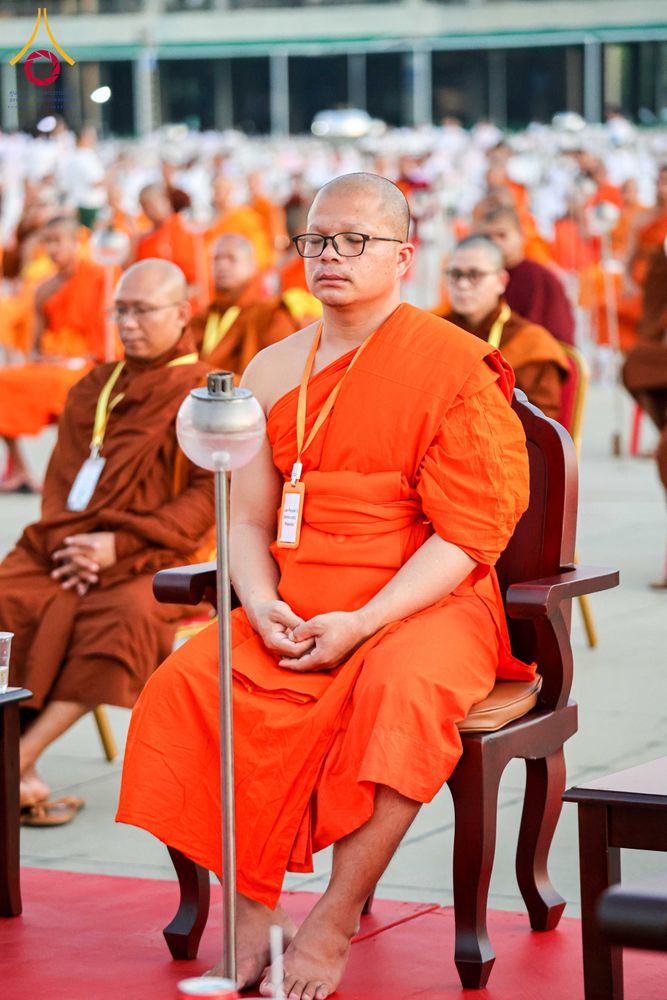 ภาพ No.312223:วันอังคารที่ 3 มีนาคม พ.ศ.2569 พิธีเวียนประทักษิณและจุดมาฆประทีป ณ ลานธรรมพระมหาธรรมกายเจดีย์ วัดพระธรรมกาย