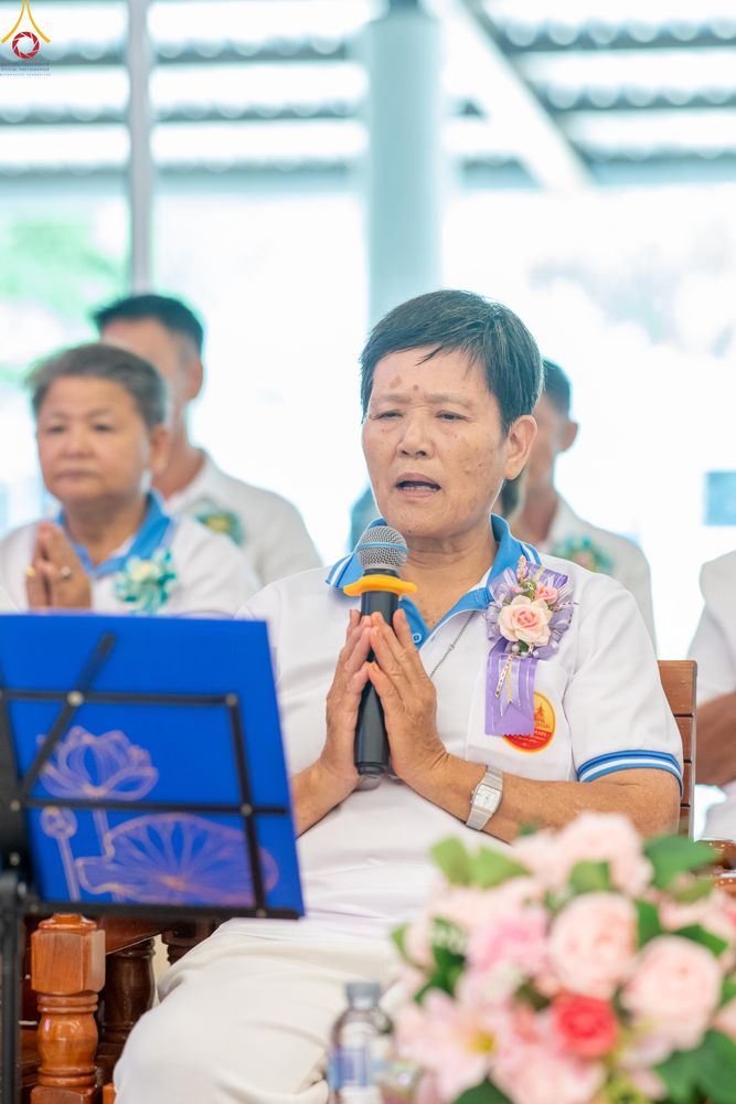 ภาพ No.328276:วันเสาร์ที่ 9 พฤษภาคม พ.ศ. 2569 พิธีตักบาตรแด่คณะสงฆ์ 323 วัด 4 จังหวัดชายแดนภาคใต้ พิธีถวายสังฆทานแด่คณะสงฆ์ 323 วัด ปีที่ 22 ครั้งที่ 185 พิธีมอบกองทุนหนุนแรงใจช่วยครูใต้ ปีที่ 19 ครั้งที่ 148 ณ ศูนย์ปฏิบัติธรรมภาคใต้