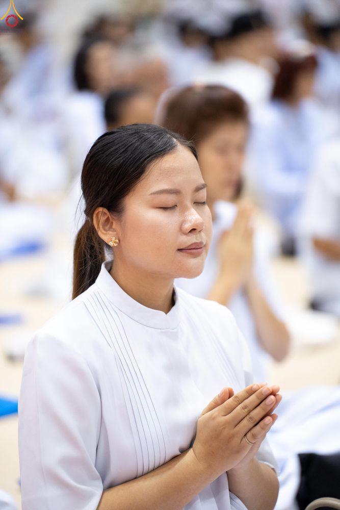 ภาพ No.337925:วันอาทิตย์ต้นเดือน 5 กรกฎาคม พ.ศ.2569 พิธีบูชาข้าวพระ ณ สภาธรรมกายสากล วัดพระธรรมกาย