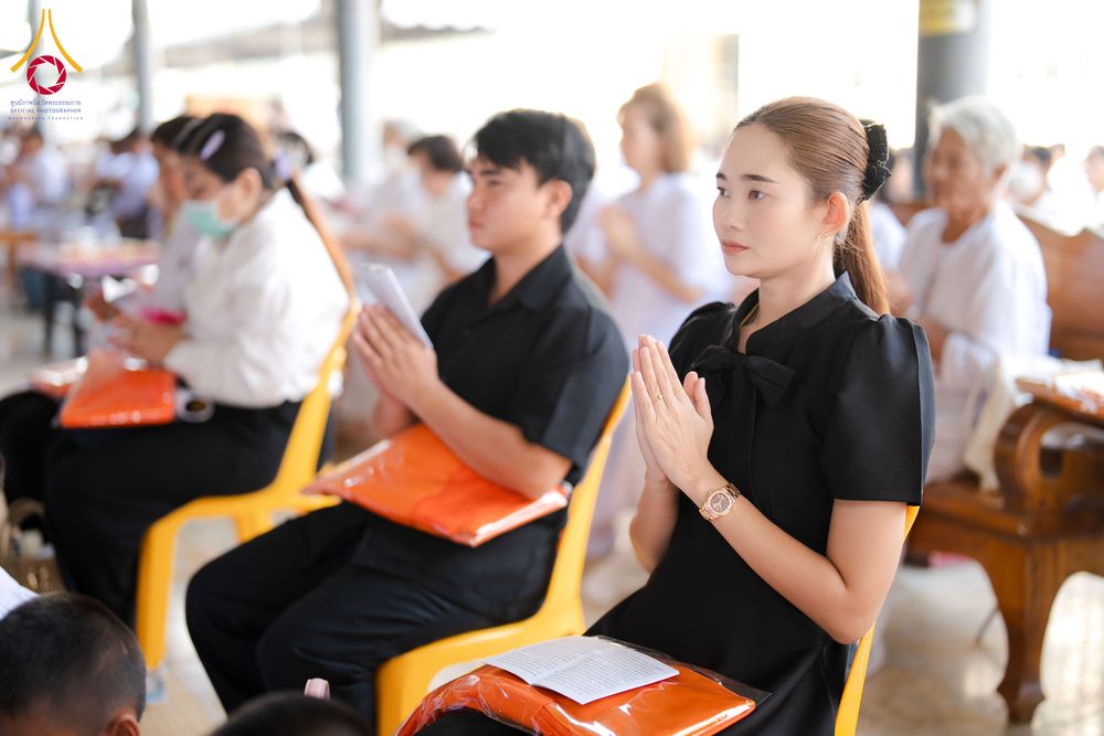 ภาพ No.299045:วันที่ 20 มกราคม พ.ศ. 2569 พิธีทอดผ้าป่าทำนุบำรุงศาสนสถาน ณ วัดใหม่นพรัตน์ ต.เนินพระปรางค์ อ.สองพี่น้อง จ.สุพรรณบุรี ในโครงการธรรมยาตรา กตัญญูบูชา มหาปูชนียาจารย์ พระมงคลเทพมุนี(สด จนฺทสโร) พระผู้ปราบมาร อนุสรณ์สถาน 7 แห่ง ปีที่ 14