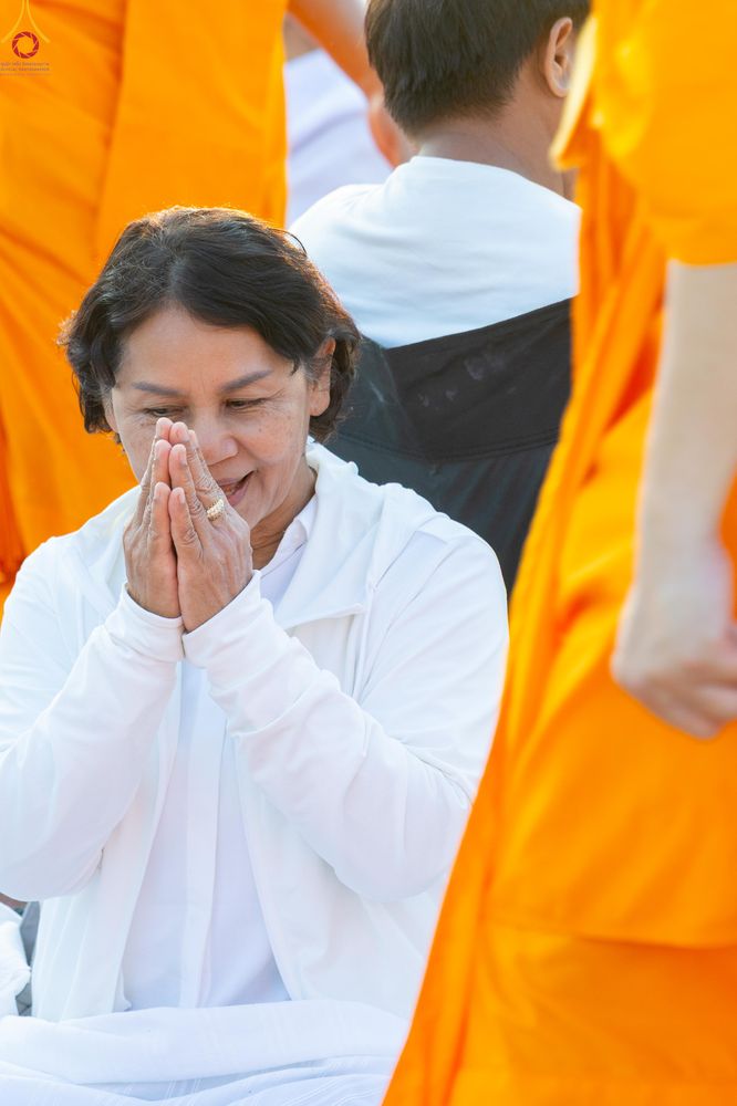 ภาพ No.299721:วันที่ 18 มกราคม พ.ศ. 2569 พิธีต้อนรับพระธรรมยาตรา (ภาพชุดที่ 2) ณ อนุสรณ์สถานลำดับที่ 5  สถานที่เผยแผ่วิชชาธรรมกายครั้งแรก อนุสรณ์สถานบางปลา วัดบางปลา อำเภอบางเลน จังหวัดนครปฐม ในโครงการธรรมยาตรา กตัญญูบูชา มหาปูชนียาจารย์ พระมงคลเทพมุนี(สด จนฺทสโร) พระ