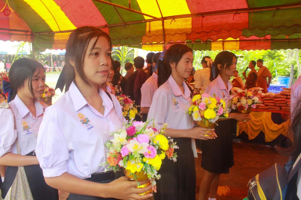 ภาพ No.281716:วันที่ 4 พฤศจิกายน พ.ศ. 2568 พิธีทอดกฐินสามัคคีทั่วไทย 30,000 วัด  โดยคณะศิษยานุศิษย์ บูชาธรรม 81 ปี  หลวงพ่อธัมมชโย ณ วัดใหม่ชัยมงคล อ.โนนดินแดง จ.บุรีรัมย์