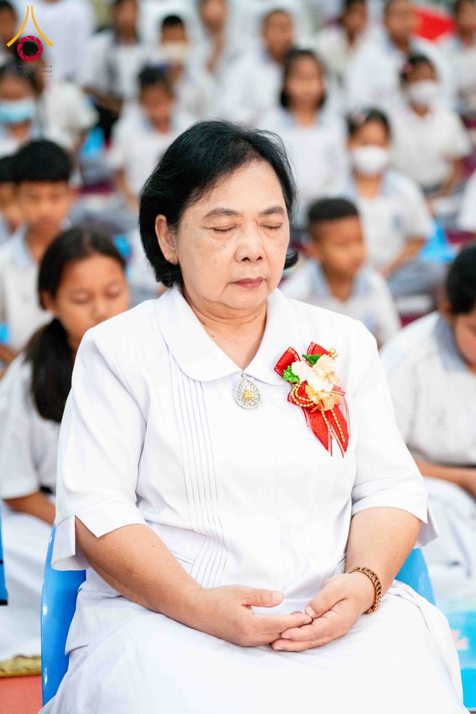 ภาพ No.304416:วันที่ 27 มกราคม พ.ศ. 2569 พิธีทอดผ้าป่าทำนุบำรุงศาสนสถาน ณ วัดบางไผ่นารถ ต.บางไทรป่า อ.บางเลน จ.นครปฐม ในโครงการธรรมยาตรา กตัญญูบูชา มหาปูชนียาจารย์ พระมงคลเทพมุนี(สด จนฺทสโร) พระผู้ปราบมาร อนุสรณ์สถาน 7 แห่ง ปีที่ 14