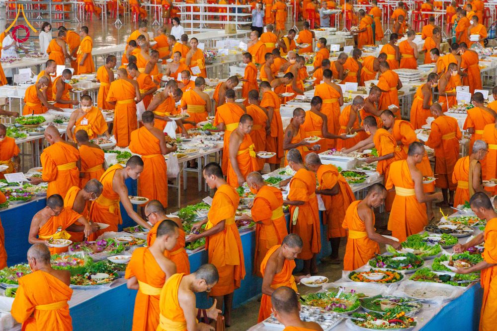 ภาพ No.306364:วันที่ 30 มกราคม พ.ศ. 2569 พิธีถวายภัตตาหารเป็นสังฆทาน แด่พระธรรมยาตรา ณ วัดพระธรรมกาย  จังหวัดปทุมธานี ในโครงการธรรมยาตรา กตัญญูบูชา มหาปูชนียาจารย์ พระมงคลเทพมุนี(สด จนฺทสโร) พระผู้ปราบมาร อนุสรณ์สถาน 7 แห่ง ปีที่ 14