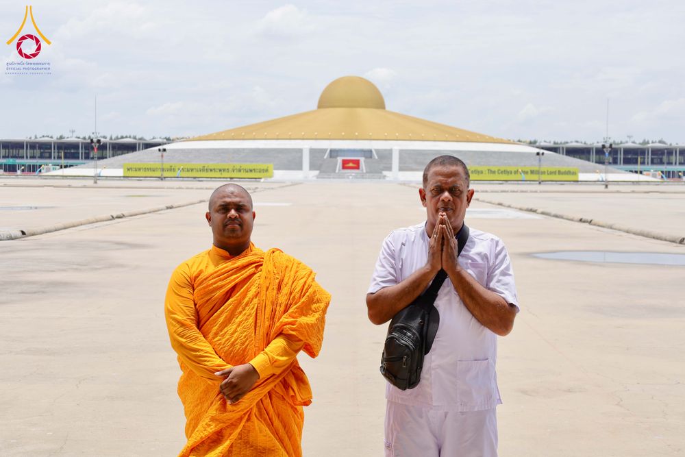 ภาพ No.338548:วันที่ 24 มิถุนายน - 5 กรกฎาคม พ.ศ.2569 ต้อนรับชาวต่างชาติจากประเทศโปแลนด์ มาเลเซีย อินเดีย บังคลาเทศ  และศรีลังกา เยี่ยมชมวัด นั่งสมาธิ และกราบสักการะพระมหาธรรมกายเจดีย์ ณ วัดพระธรรมกาย