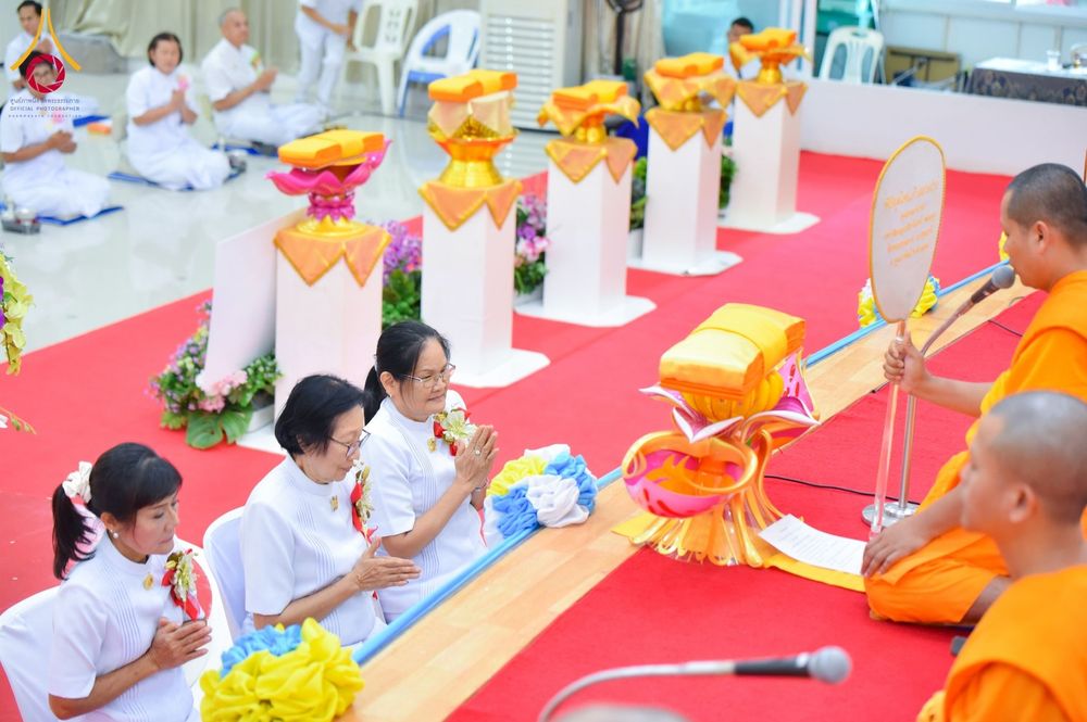 ภาพ No.171620:พิธีทอดกฐิน ณ ศูนย์ปฏิบัติธรรมและศูนย์อบรมเยาวชนเพชรบุรี ในโครงการกฐินสามัคคีทั่วไทย 30,000 วัด บูชาธรรม 80 ปี หลวงพ่อธัมมชโย โดยคณะศิษยานุศิษย์วัดพระธรรมกาย วันที่ 27 ตุลาคม พ.ศ. 2567