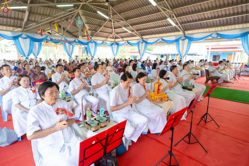 ภาพ No.258295:วันที่ 13 ตุลาคม พ.ศ. 2568 พิธีทอดกฐินสามัคคีทั่วไทย 30,000 วัด โดยคณะศิษยานุศิษย์ บูชาธรรม 81 ปี หลวงพ่อธัมมชโย ณ วัดทุ่งเจริญธรรม อ.อมก๋อย จ.เชียงใหม่