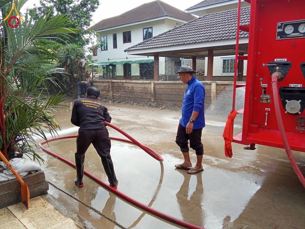 ภาพ No.159650:ฟื้นฟูเชียงราย! ปทุมธานีส่งเครื่องจักรกลสาธารณภัยลงพื้นที่อุทกภัยเร่งช่วยเหลือประชาชน วันที่ 29 กันยายน พ.ศ. 2567 ณ ลานจอดรถ P2 วัดพระธรรมกาย อ.คลองหลวง จ.ปทุมธานี