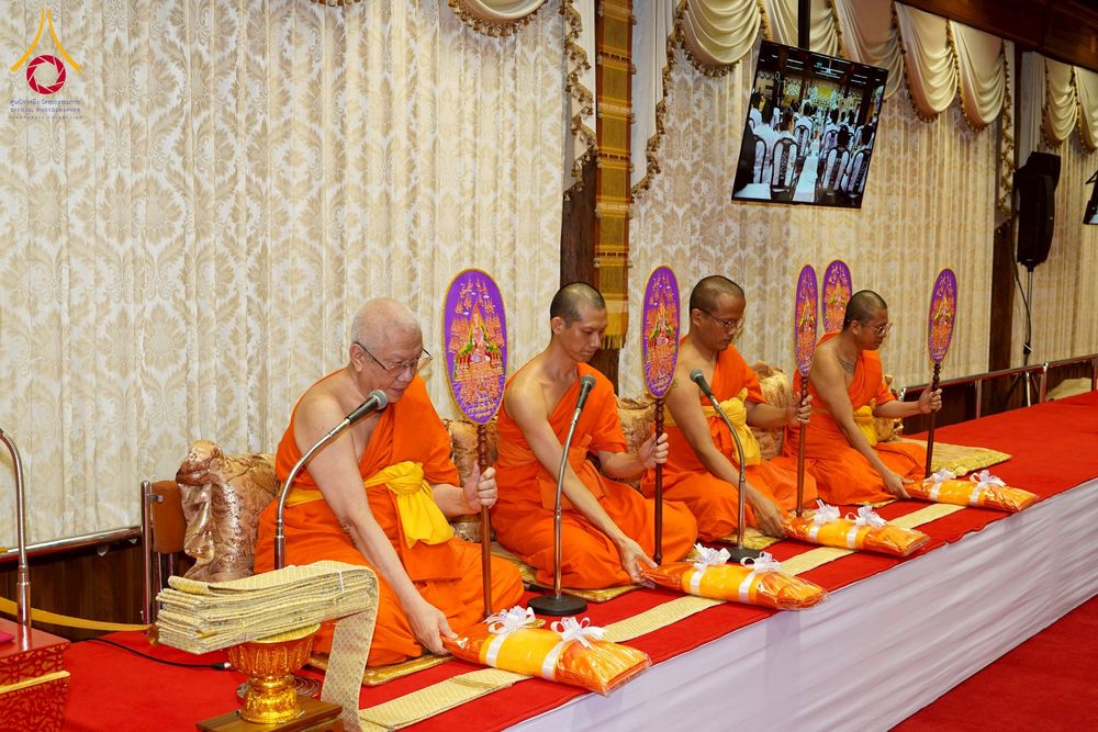 ภาพ No.270780:วันที่ 18 พฤศจิกายน พ.ศ. 2568 วัดพระธรรมกาย เป็นเจ้าภาพบำเพ็ญกุศล  คุณยายอาจารย์ ดร.ตรีธา เนียมขำ  อดีตนายกสมาคมศิษย์หลวงพ่อวัดปากน้ำ ณ ศาลาสตมานุสรณ์ (ศาลาเรือนไทย) วัดปากน้ำ  พระอารามหลวง เขตภาษีเจริญ กรุงเทพมหานคร