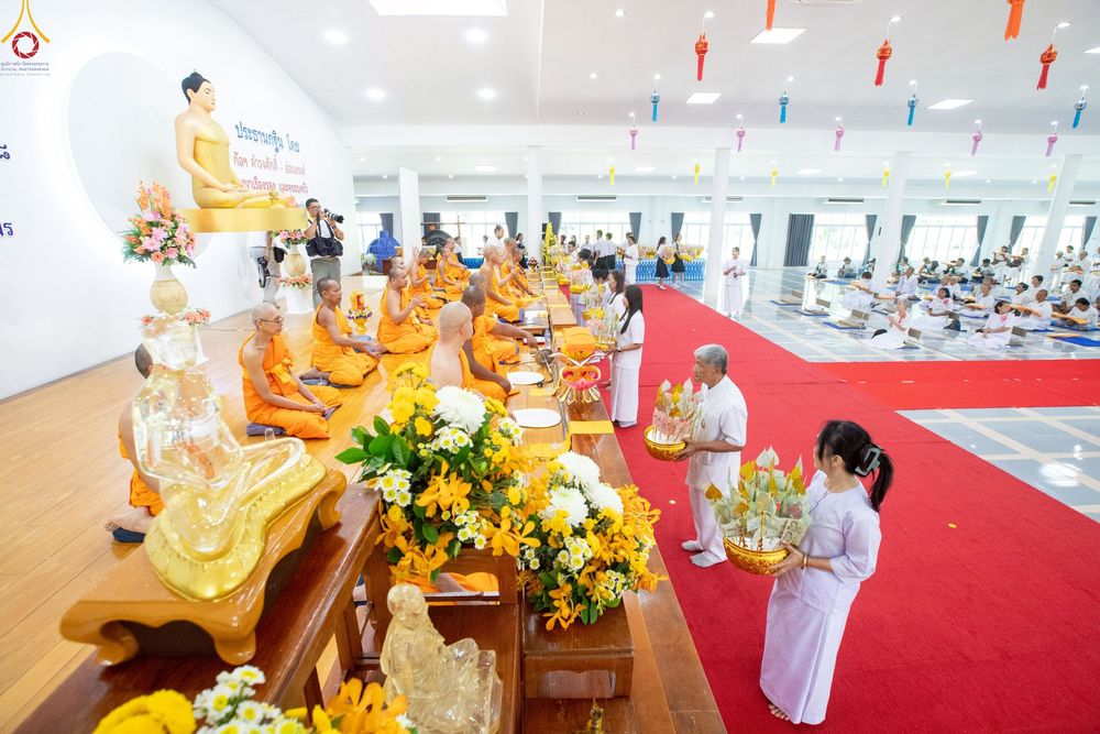 ภาพ No.253991:วันที่ 12 ตุลาคม พ.ศ. 2568 พิธีทอดกฐินสามัคคีทั่วไทย 30,000 วัด โดยคณะศิษยานุศิษย์ บูชาธรรม 81 ปี หลวงพ่อธัมมชโย ณ ธุดงคสถานชุมพร ต.ขุนกระทิง อ.เมือง จ.ชุมพร