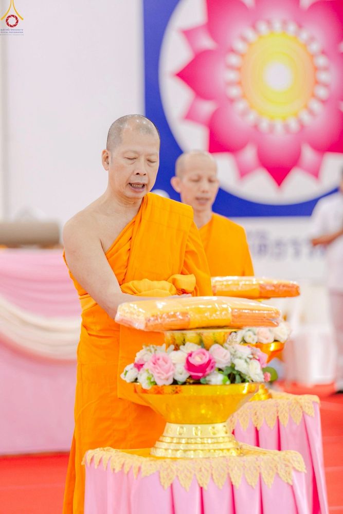 ภาพ No.246846:วันอาทิตย์ที่ 14 กันยายน พ.ศ. 2568 พิธีทอดผ้าป่า ซื้อดิน ปรับพื้นที่ลานธรรม  และพิธีกลั่นแผ่นดิน โปรยทราย สถาปนาองค์พระเจดีย์ เพื่อสร้างสันติภาพโลก  ณ ศูนย์ปฏิบัติธรรมสระบุรี อ.พระพุทธบาท จ.สระบุรี