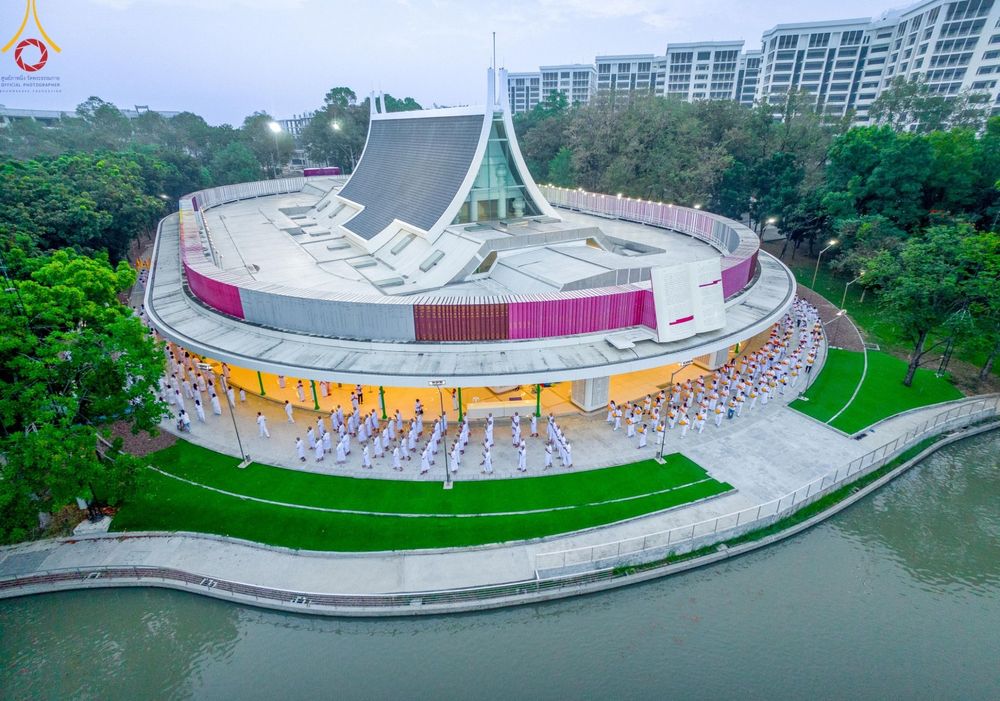 ภาพ No.112278:พิธีบรรพชาอุปสมบท โครงการอุปสมบทหมู่บูชาธรรม 115 ปี คุณยายอาจารย์ฯ, โครงการอุปสมบทหมู่ธรรมทายาท ระดับอุดมศึกษา รุ่นที่ 50 ภาคฤดูหนาว ณ โบสถ์พระไตรปิฎก วัดพระธรรมกาย จ.ปทุมธานี วันเสาร์ที่ 13 มกราคม พ.ศ. 2567