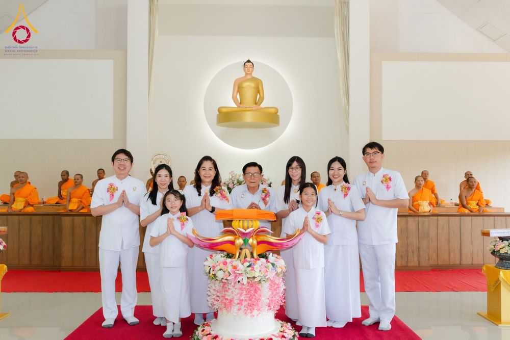 ภาพ No.171455:พิธีทอดกฐิน ณ ศูนย์พนมสารคาม ฉะเชิงเทรา ในโครงการกฐินสามัคคีทั่วไทย 30,000 วัด บูชาธรรม 80 ปี หลวงพ่อธัมมชโย โดยคณะศิษยานุศิษย์วัดพระธรรมกาย วันที่ 26 ตุลาคม พ.ศ. 2567