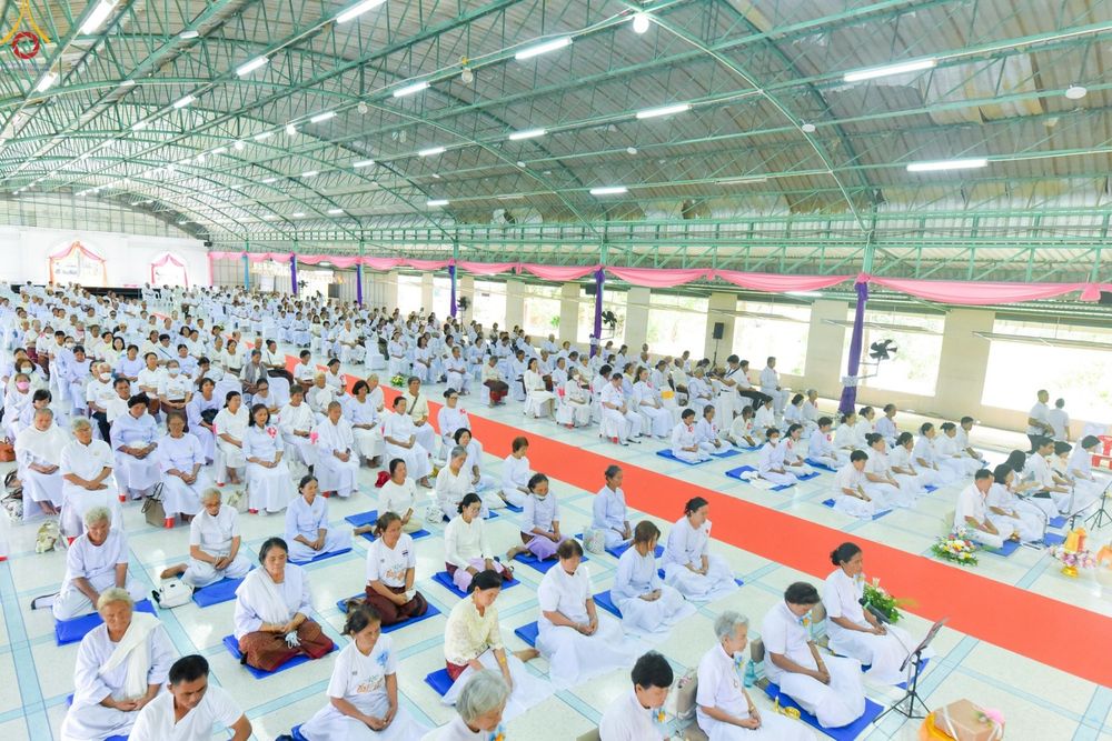 ภาพ No.271524:วันอาทิตย์ที่ 26 ตุลาคม พ.ศ. 2568 พิธีทอดกฐินสามัคคี เพื่อสร้างหอฉันและปรับปรุงอาคารสถานที่ ให้เหมาะสมในการอบรมคุณธรรมแก่เยาวชน ณ ศูนย์อบรมเยาวชนสุรินทร์