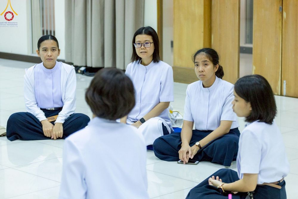 ภาพ No.214509:วันที่ 31 มีนาคม พ.ศ. 2568 ประชุมทีมงานการจัดถวายภัตตาหารพระ  เพื่องานวันถวายมหาสังฆทาน 40,000 กว่าวัด  วันคุ้มครองโลก ณ วัดพระธรรมกาย