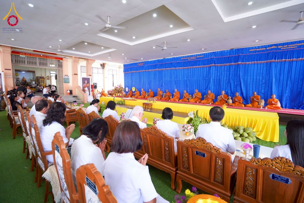 ภาพ No.275595:วันที่ 5 พฤศจิกายน พ.ศ. 2568 พิธีทอดกฐินสามัคคีทั่วไทย ณ วัดวังมะนาว อ.ปากท่อ จ.ราชบุรี โดยคณะศิษยานุศิษย์ บูชาธรรม 81 ปี หลวงพ่อธัมมชโย