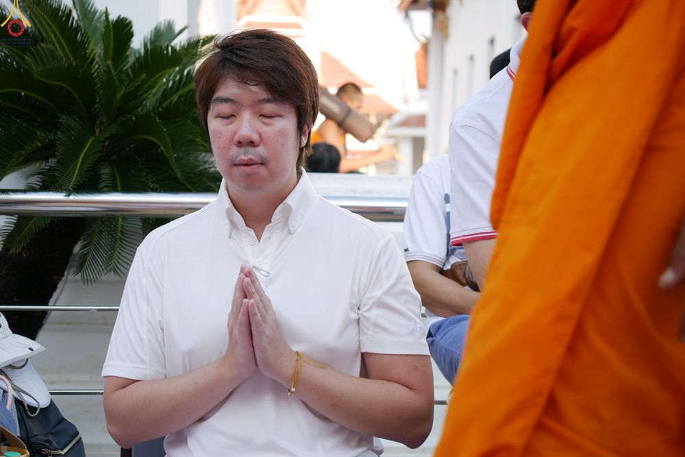 ภาพ No.295248:วันที่ 16 มกราคม พ.ศ. 2569 พิธีต้อนรับพระธรรมยาตรา อนุสรณ์สถานลำดับที่ 4 (ภาพชุดที่ 2) สถานที่เกิดด้วยกายธรรม ณ วัดโบสถ์บน ต.บางคูเวียง จ.นนทบุรี ในโครงการธรรมยาตรา กตัญญูบูชา มหาปูชนียาจารย์ พระมงคลเทพมุนี(สด จนฺทสโร) พระผู้ปราบมาร อนุสรณ์สถาน 7 แห่ง ปี