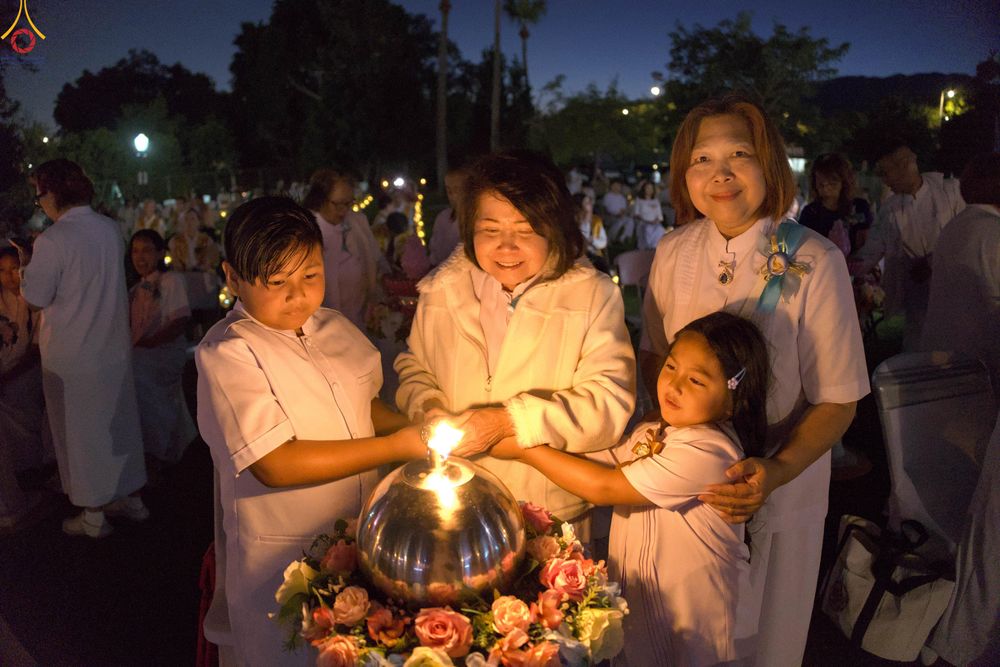 ภาพ No.333062:วันอาทิตย์ที่ 31 พฤษภาคม พ.ศ. 2569 วันวิสาขบูชา ณ วัดพระธรรมกายแคลิฟอร์เนีย  ประเทศสหรัฐอเมริกา