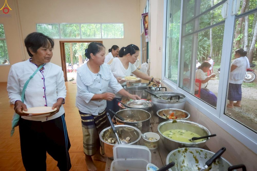 ภาพ No.251016:วันที่ 9 ตุลาคม พ.ศ. 2568 พิธีทอดกฐินสามัคคีทั่วไทย 30,000 วัด โดยคณะศิษยานุศิษย์ บูชาธรรม 81 ปี หลวงพ่อธัมมชโย ณ วัดห้วยน้ำริน ต.ร่องจิก อ.ภูเรือ จ.เลย