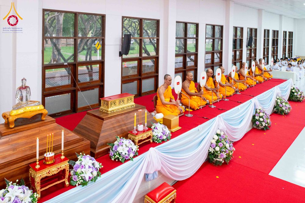 ภาพ No.315132:วันจันทร์ที่ 23 มีนาคม พ.ศ. 2569 พิธีบำเพ็ญกุศล คุณพ่อณรงค์ จินตมากุล  สิริอายุ 99 ปี 11 เดือน โยมบิดา พระครูปลัดรัตนวีรวัฒน์ (รังสฤษดิ์ อิทฺธิจินตโก) ที่ปรึกษาเจ้าคณะจังหวัดปทุมธานี เจ้าอาวาสวัดพระธรรมกาย  ณ ห้องปลูกศรัทธา 2 วัดพระธรรมกาย ปทุมธานี