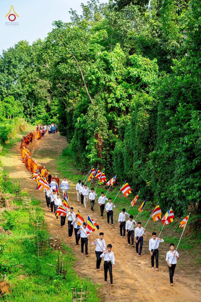 ภาพ No.257497:วันที่ 17 ตุลาคม พ.ศ. 2568 พิธีทอดกฐินสมทบวัดกัลยาณมิตรต่างประเทศ  บูชาธรรม 81 ปี หลวงพ่อธัมมชโย ณ ศูนย์ปฏิบัติธรรมไมตรีปูร์ เมืองคาร์การชารี ประเทศบังกลาเทศ 