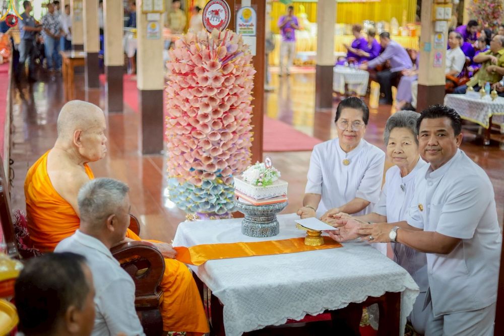 ภาพ No.251951:วันที่ 10 ตุลาคม พ.ศ. 2568 พิธีทอดกฐินสามัคคีทั่วไทย 30,000 วัด โดยคณะศิษยานุศิษย์ บูชาธรรม 81 ปี หลวงพ่อธัมมชโย  ร่วมกับ มหาวิทยาลัยนเรศวร  ณ วัดศรีรัตนาราม(จูงนาง) ต.ท่าทอง อ.เมือง จ.พิษณุโลก