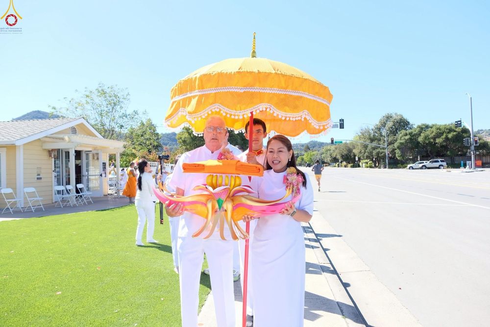 ภาพ No.255625:วันที่ 12 ตุลาคม พ.ศ. 2568 พิธีทอดกฐินสามัคคี  ณ วัดพระธรรมกายซิลิคอนวัลเลย์  สหรัฐอเมริกา 