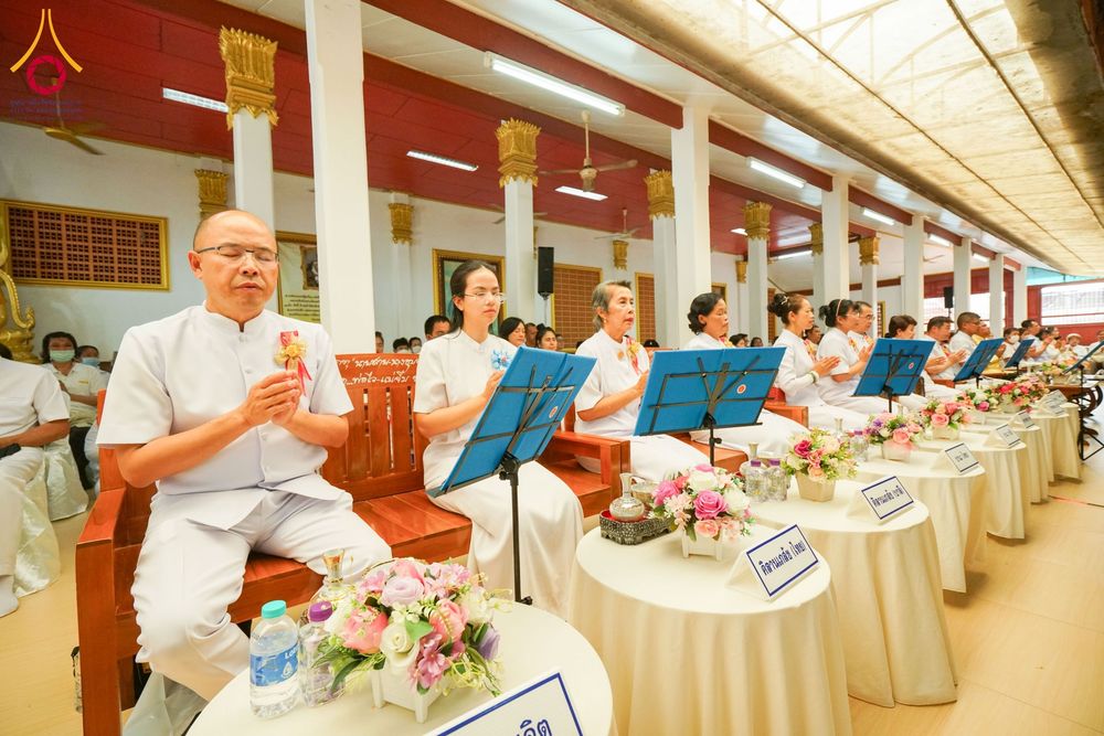ภาพ No.202148:พิธีเจริญพระพุทธมนต์ ปฏิบัติธรรม มอบทุนการศึกษา ถวายสังฆทาน 108 วัด เพื่อถวายเป็นพุทธบูชา และขับเคลื่อนโครงการหมู่บ้านรักษาศีล 5 โดยคณะสงฆ์จังหวัดนครปฐม คณะศิษยานุศิษย์วัดพระธรรมกาย โครงการธรรมยาตรา ปีที่ 13 ณ วัดบางปลา อำเภอบางเลน จังหวัดนครปฐม