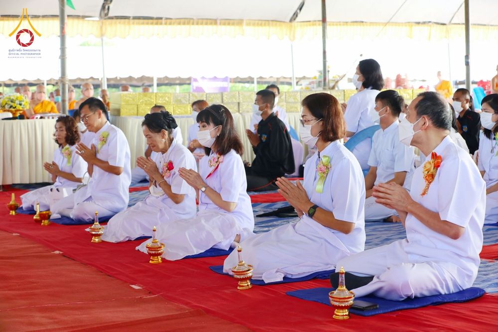ภาพ No.76183:พิธีกลั่นแผ่นดินสร้างมหาเจดีย์ปัตตานี , พิธีตักบาตรแด่พระภิกษุสงฆ์ 159 รูป ,  พิธีทอดผ้าป่า , พิธีโปรยรัตนชาติ ,  พิธีจุดประทีปถวายเป็นพุทธบูชา ณ ศูนย์อบรมเยาวชนปัตตานี จ.ปัตตานี วันอาทิตย์ที่ 5 กุมภาพันธ์ พ.ศ.2566